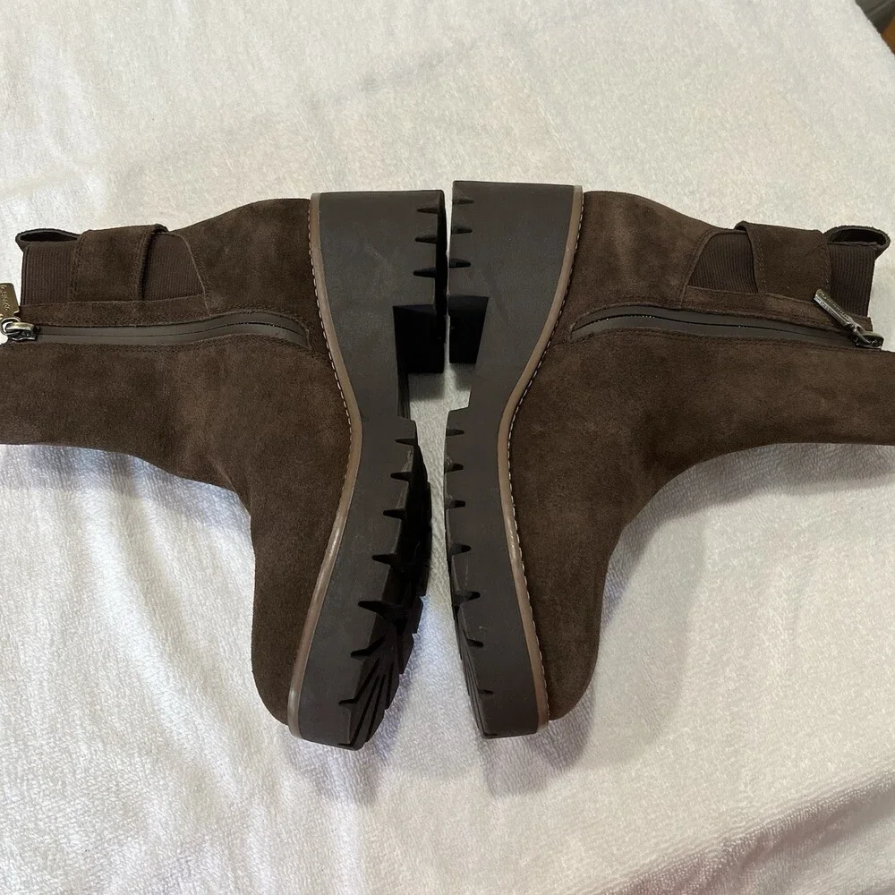 Blondo Women’s Dahlia Brown Suede Chelsea Boot‎ Lug Sole Waterproof Grunge 5.5